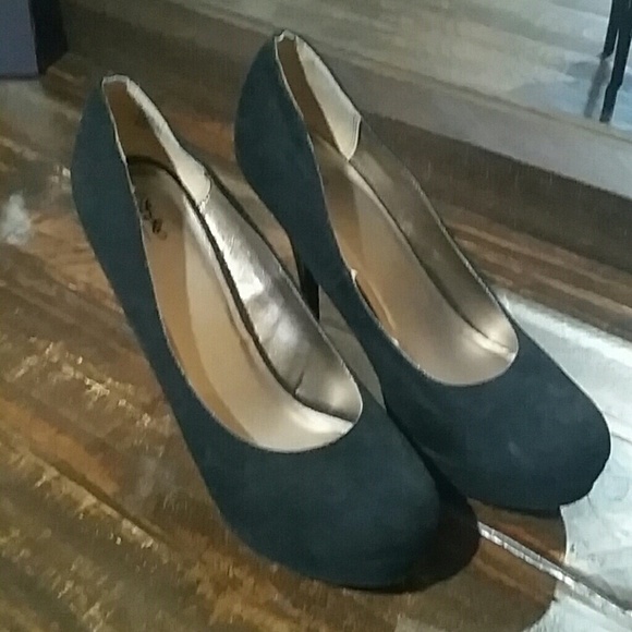 Black heels.