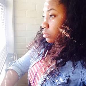 Meet your Posher, Maya