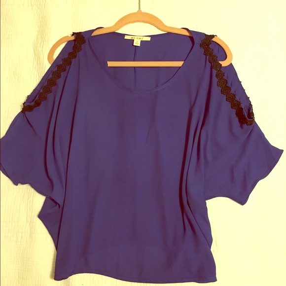 SOLD Francesca's Top