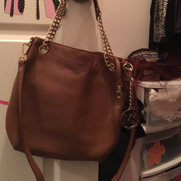 Michael kors crossbody - Picture 3 of 3