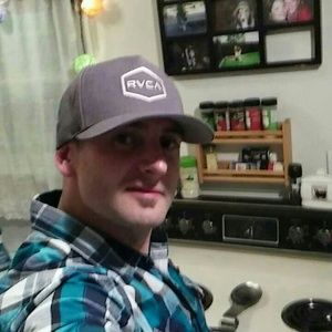 Meet your Posher, Denny