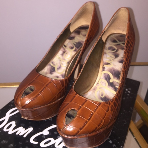 Sam Edelman Niland heel in whiskey croc