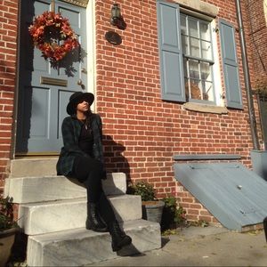 Meet your Posher, Yajaira