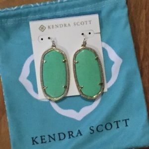 Kendra Scott Danielle Mint Earrings