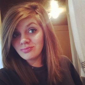 Meet your Posher, Leah