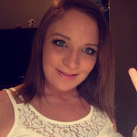 Meet your Posher, Amy - Picture 1 of 1