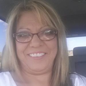 Meet your Posher, Yvette