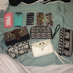 Assorted wallets/phone cases
