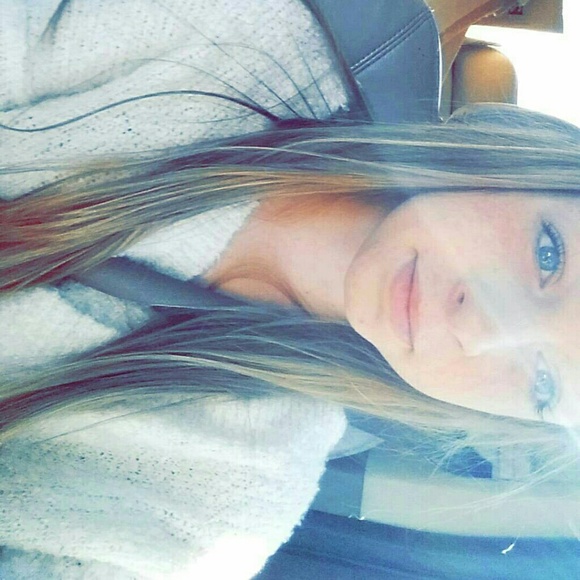 Meet your Posher, Elissa - Picture 1 of 1