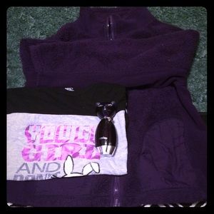 Bundle for @vikihooper