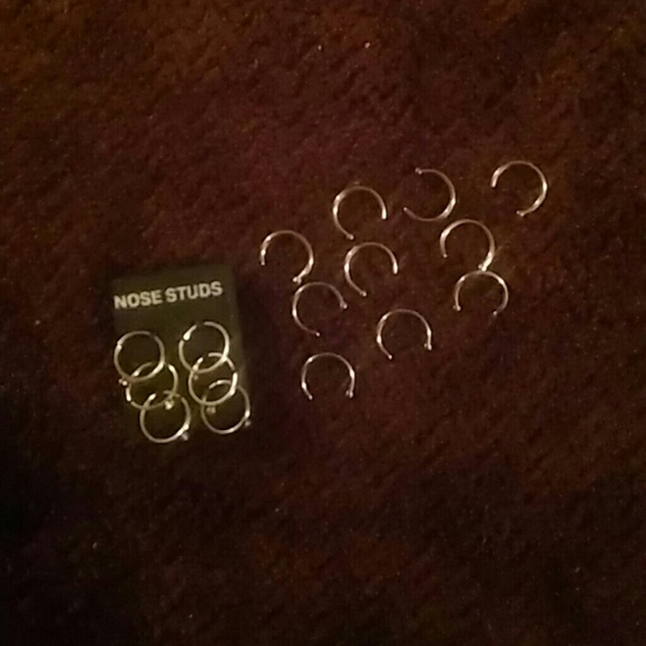 16 nose ring pieces