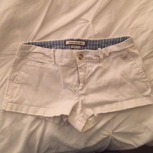 Abercrombie &fitch white shorts!