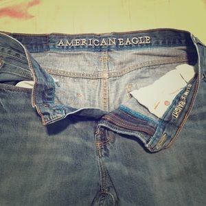 American Eagle Light Wash Jeans 32/32