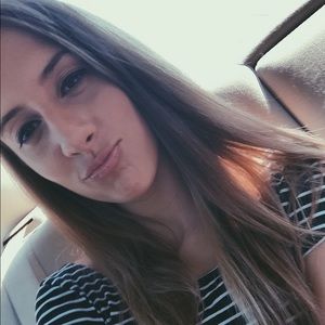 Meet your Posher, Hailee