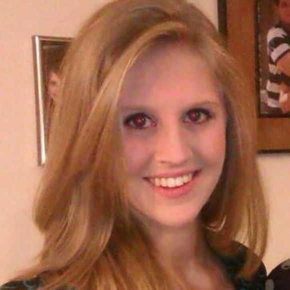 Meet your Posher, Sara - Picture 1 of 1