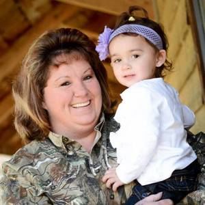 Meet your Posher, Teresa