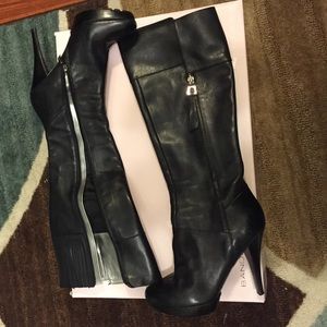 Guess Tall boots 7.5