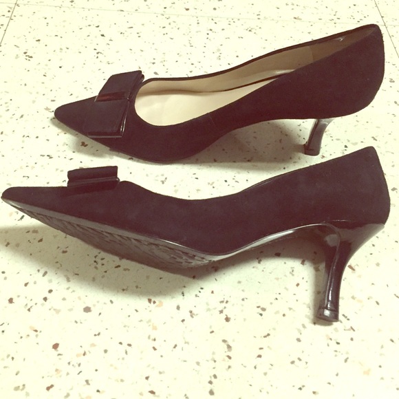 Anne Klein Pointed Toe Heels