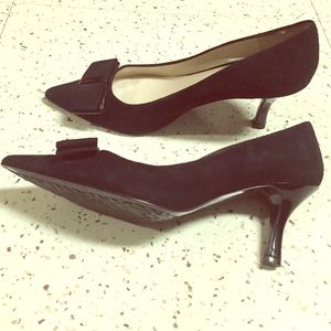 Anne Klein Pointed Toe Heels