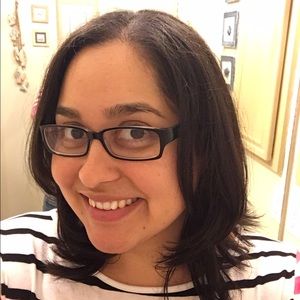 Meet your Posher, Azucena