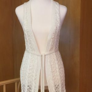 Banana Republic long sweater vest with belt