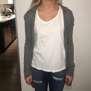 Thin "Rubbish" gray sweater