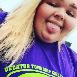 Meet your Posher, Laura