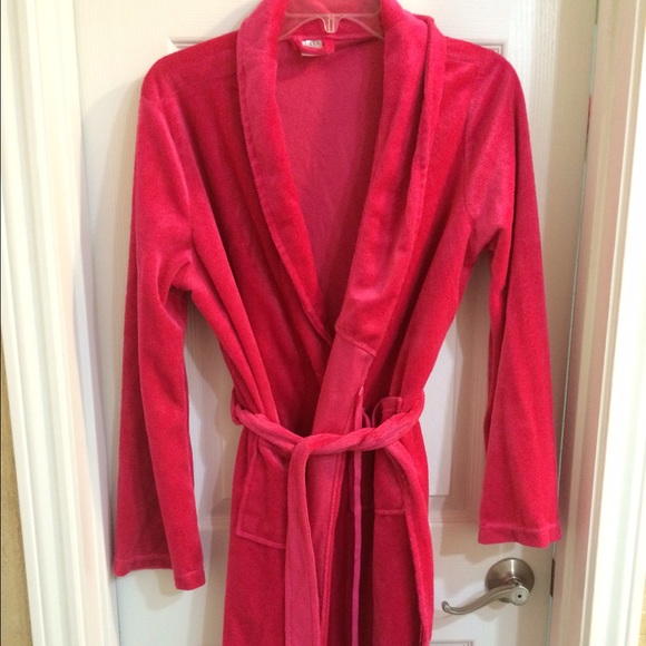 Hot pink Ulta brand knee length robe