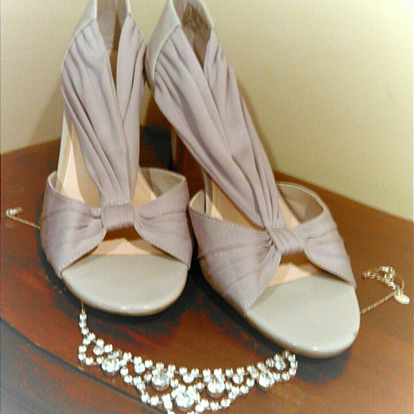 Apostrophe Formal Heels