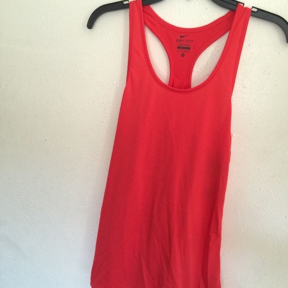 NWT Nike Dri Fit Tank Top XS
