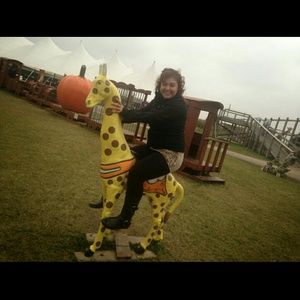 Meet your Posher, Daisy