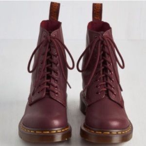 Burgundy DR MARTENS
