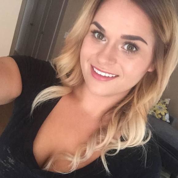 Meet the Posher Other - Meet your Posher, Amanda