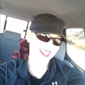 Meet your Posher, Vanessa