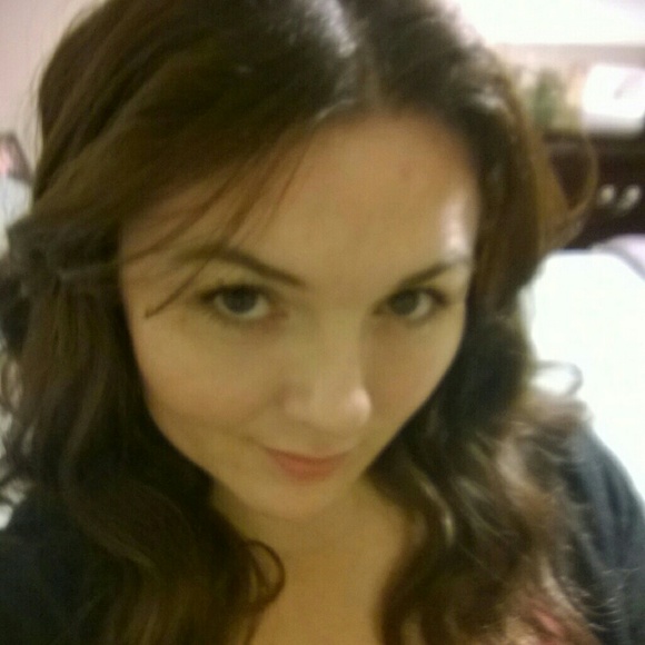 Meet your Posher, Kimberly - Picture 1 of 1