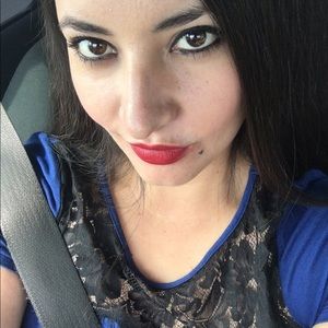 Meet your Posher, Maria