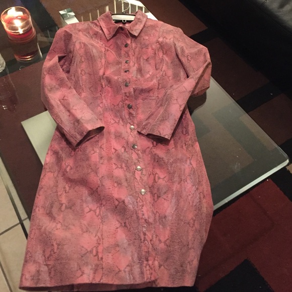 used - Picture 2 of 3
