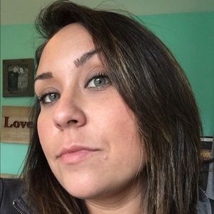 Meet your Posher, Christy