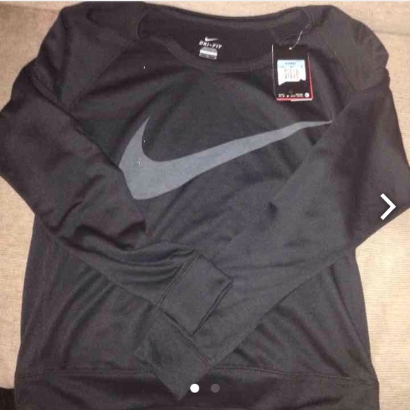 Nike pull over