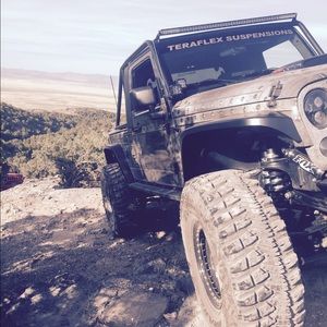 Meet your Posher, Connor