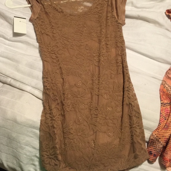 Brown shirt - Picture 2 of 2