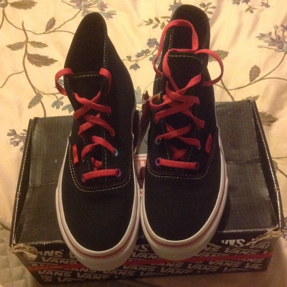 Authentic Vans - Picture 4 of 5