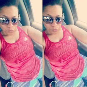 Meet your Posher, Benita