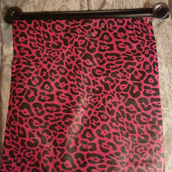 Cheetah print sun blocker - Picture 1 of 1