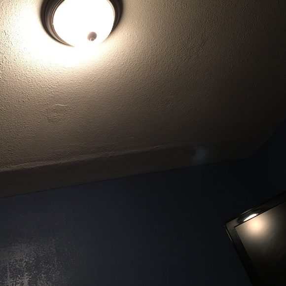 Meet your Posher, Amanda - Picture 1 of 1