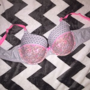 Really cute print mix Victoria's Secret bra