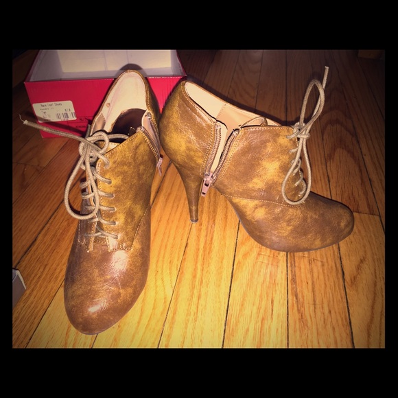 Tan booties size 7