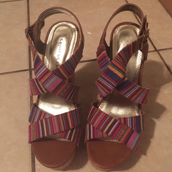 Chinese laundry platform sandals size 7