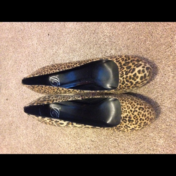 Cheetah pumps - Picture 2 of 4