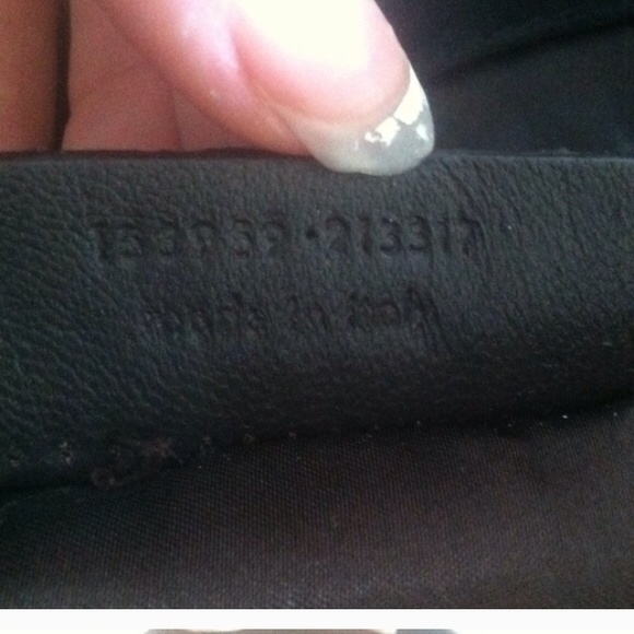 SOLD Authentic YSL large patent leather downtown - Picture 3 of 4